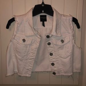 Highway White Sleeveless Crop Jean Jacket